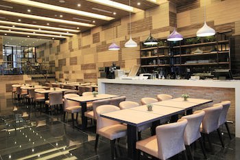Capital Hotel Songshan