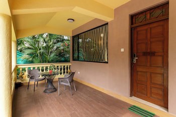 De Mandarin Beach Resort Suites & Villas