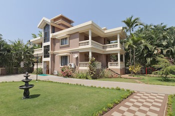 De Mandarin Beach Resort Suites & Villas