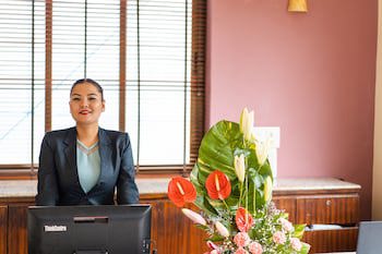 De Mandarin Beach Resort Suites & Villas