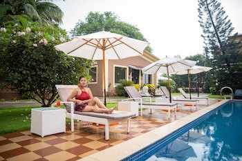 De Mandarin Beach Resort Suites & Villas