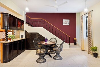 De Mandarin Beach Resort Suites & Villas