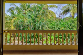 De Mandarin Beach Resort Suites & Villas