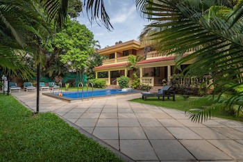 De Mandarin Beach Resort Suites & Villas