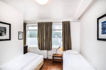 Guesthouse Aurora