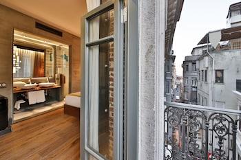 Hotel The Public