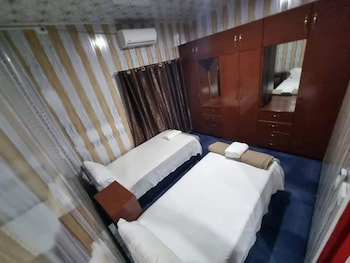 Al-Minhaj Service Apartments