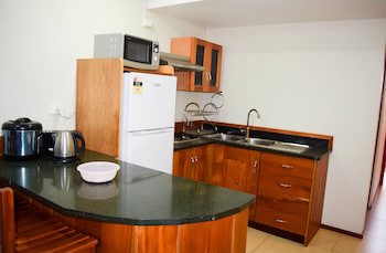 Al-Minhaj Service Apartments