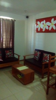 Al-Minhaj Service Apartments