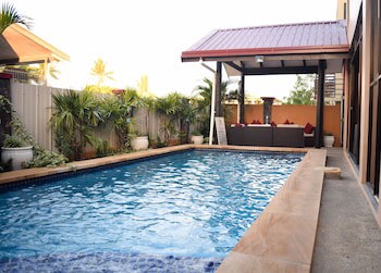 Al-Minhaj Service Apartments