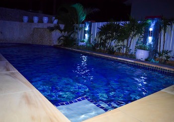Al-Minhaj Service Apartments