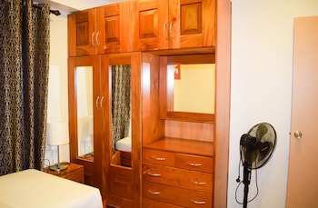 Al-Minhaj Service Apartments