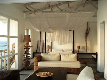 Bliss Hotel