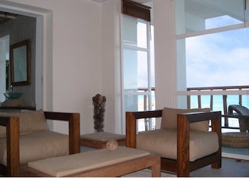 Bliss Hotel