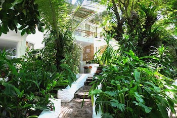 Bliss Hotel