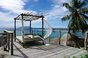 Bliss Hotel