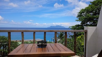 Bliss Hotel