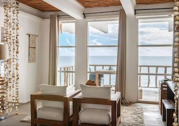 Bliss Hotel