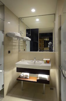Golden Tulip Glory Fine Hotel