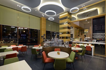 Golden Tulip Glory Fine Hotel