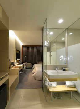 Golden Tulip Glory Fine Hotel