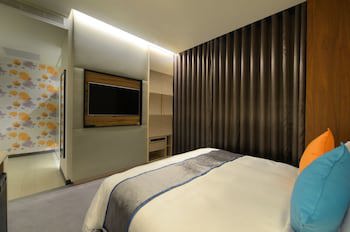 Golden Tulip Glory Fine Hotel