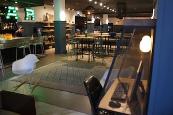 New Hotel Colon