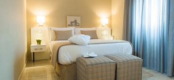 New Hotel Colon