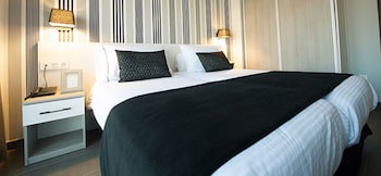 New Hotel Colon
