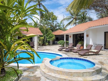 Garden By The Sea