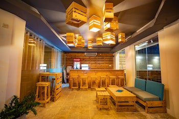 Hikkaduwa Beach Hotel