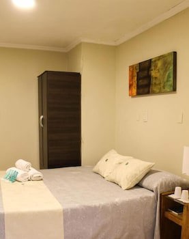 Alto Parana Hotel