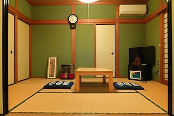 Aoshima Guesthouse Hooju - Hostel