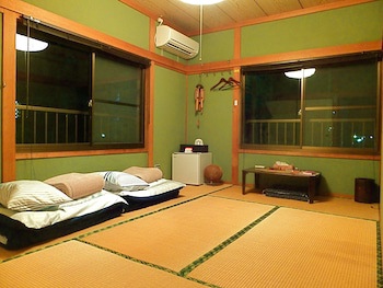 Aoshima Guesthouse Hooju - Hostel