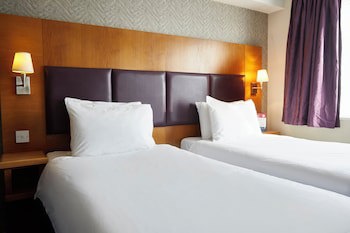 De Trafford Hotel By Greene King Inns