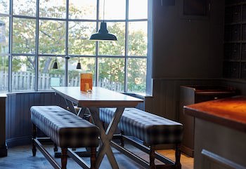 De Trafford Hotel By Greene King Inns