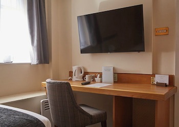 De Trafford Hotel By Greene King Inns