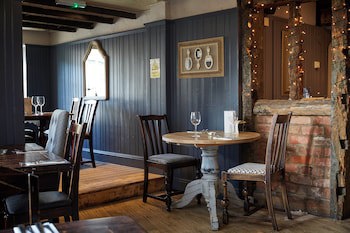 De Trafford Hotel By Greene King Inns