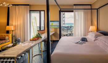 Brown Beach House By Brown Hotels
