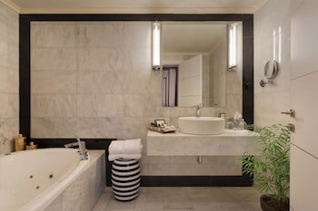Brown Beach House By Brown Hotels