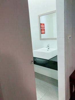 Chao She Hotel