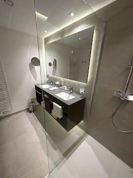 Hotel Wulfenia 4S - Adults Only