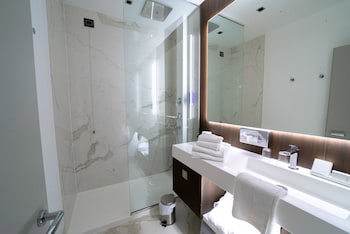 Hotel Wulfenia 4S - Adults Only