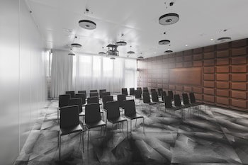 Kameha Grand Zurich, Autograph Collection