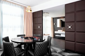Kameha Grand Zurich, Autograph Collection