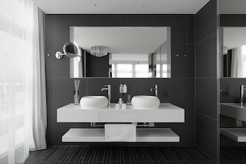 Kameha Grand Zurich, Autograph Collection