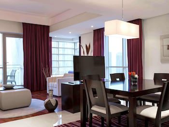 Pullman Dubai Jumeirah Lakes Towers - Hotel and Residence galeri fotoğrafı