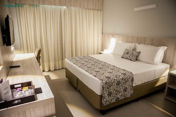 Alphapark Hotel