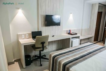 Alphapark Hotel