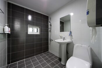 Ekonomy Hotel Incheon